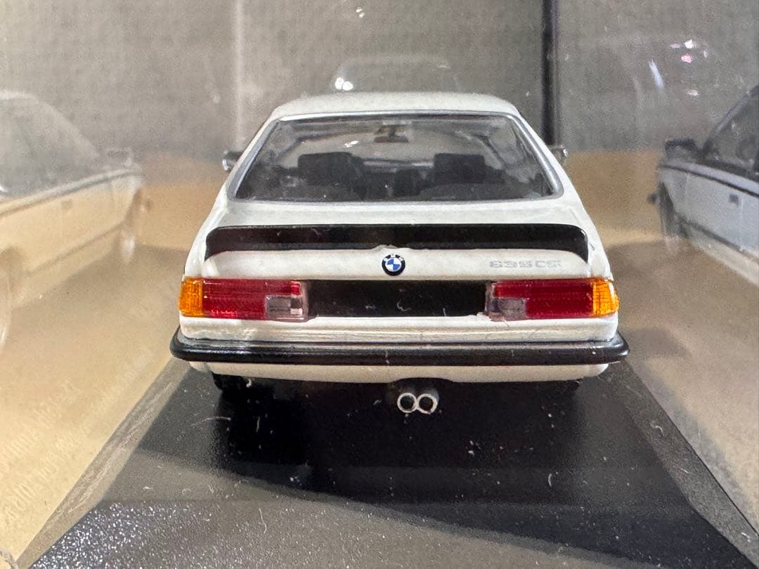  635CSi 1982-87 アルピインホワイト 限定版