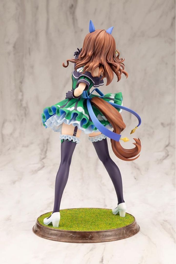 キングヘイロー　フィギュア　コトブキヤ　ウマ娘　新品未開封　壽屋