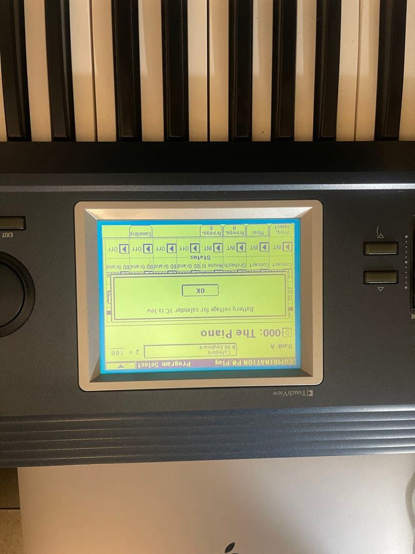 【貴重】KORG Triton EXTREME 88鍵 シンセサイザー