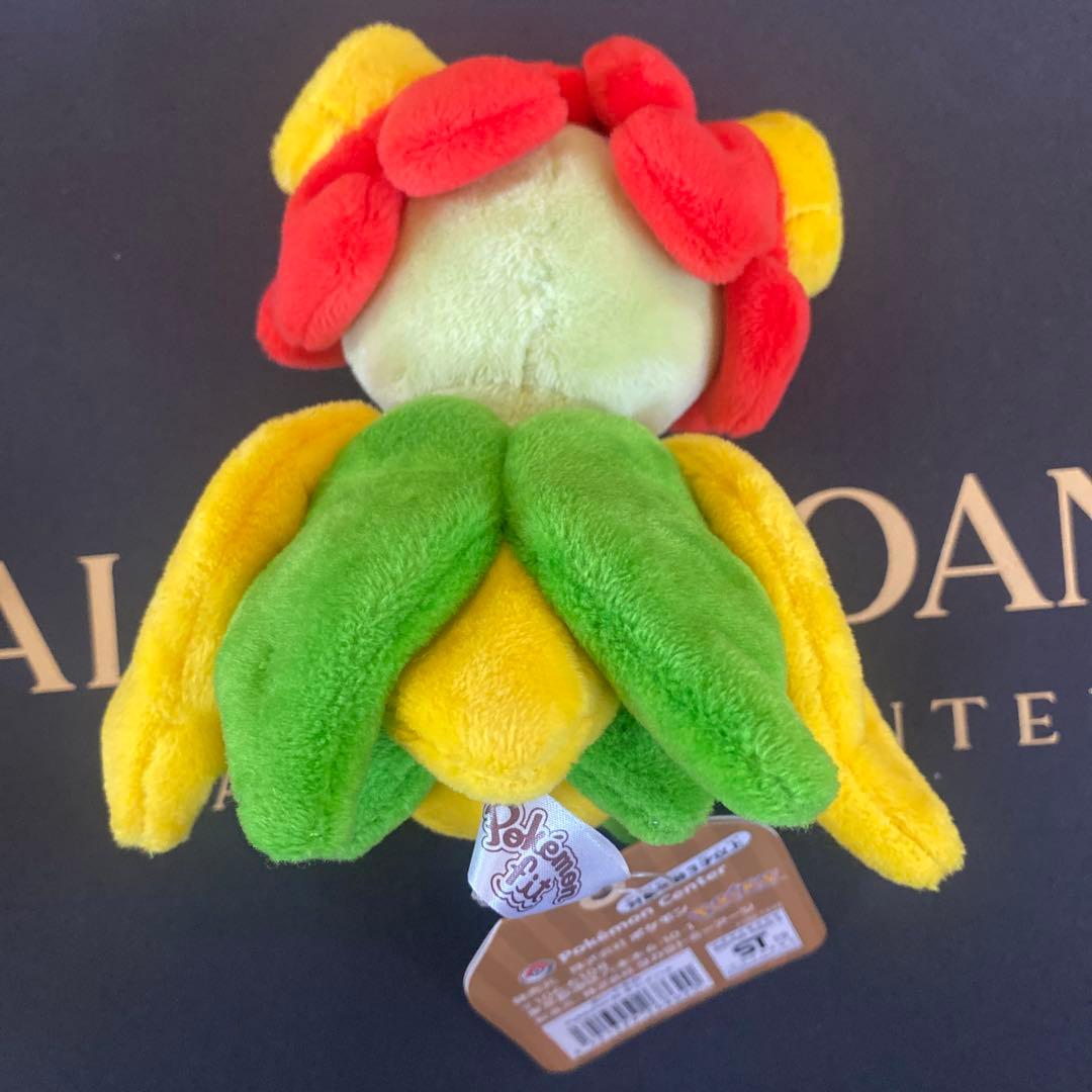 ポケモン　fit ぬいぐるみ　クサイハナ ラフレシア ナゾノクサ　キレイハナ