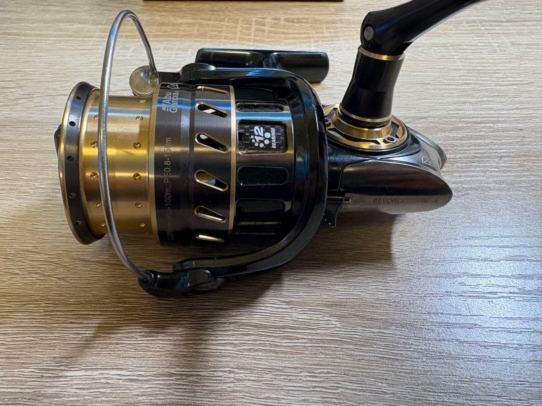 Abu Garcia ROCKET ベイトリール