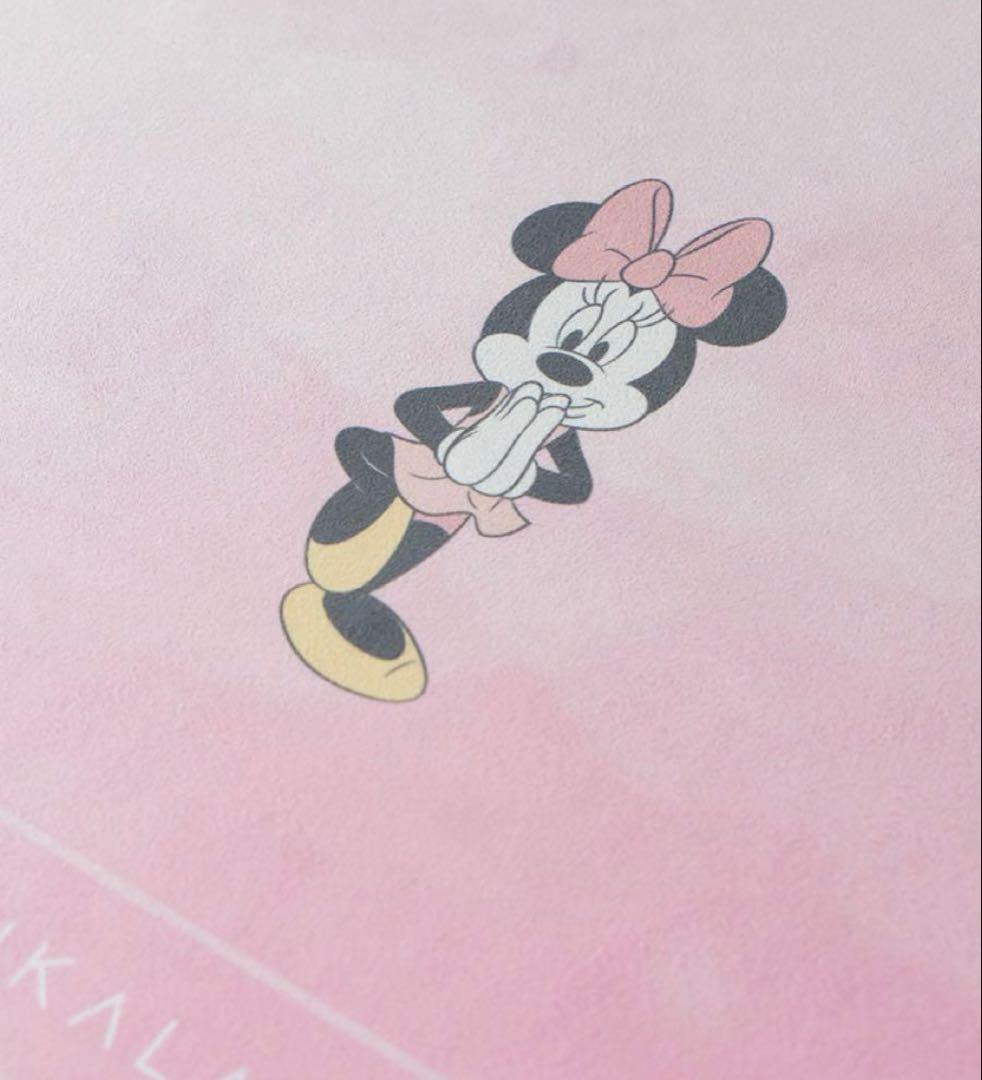 新品Disney ミニーマウス トラベルヨガマット