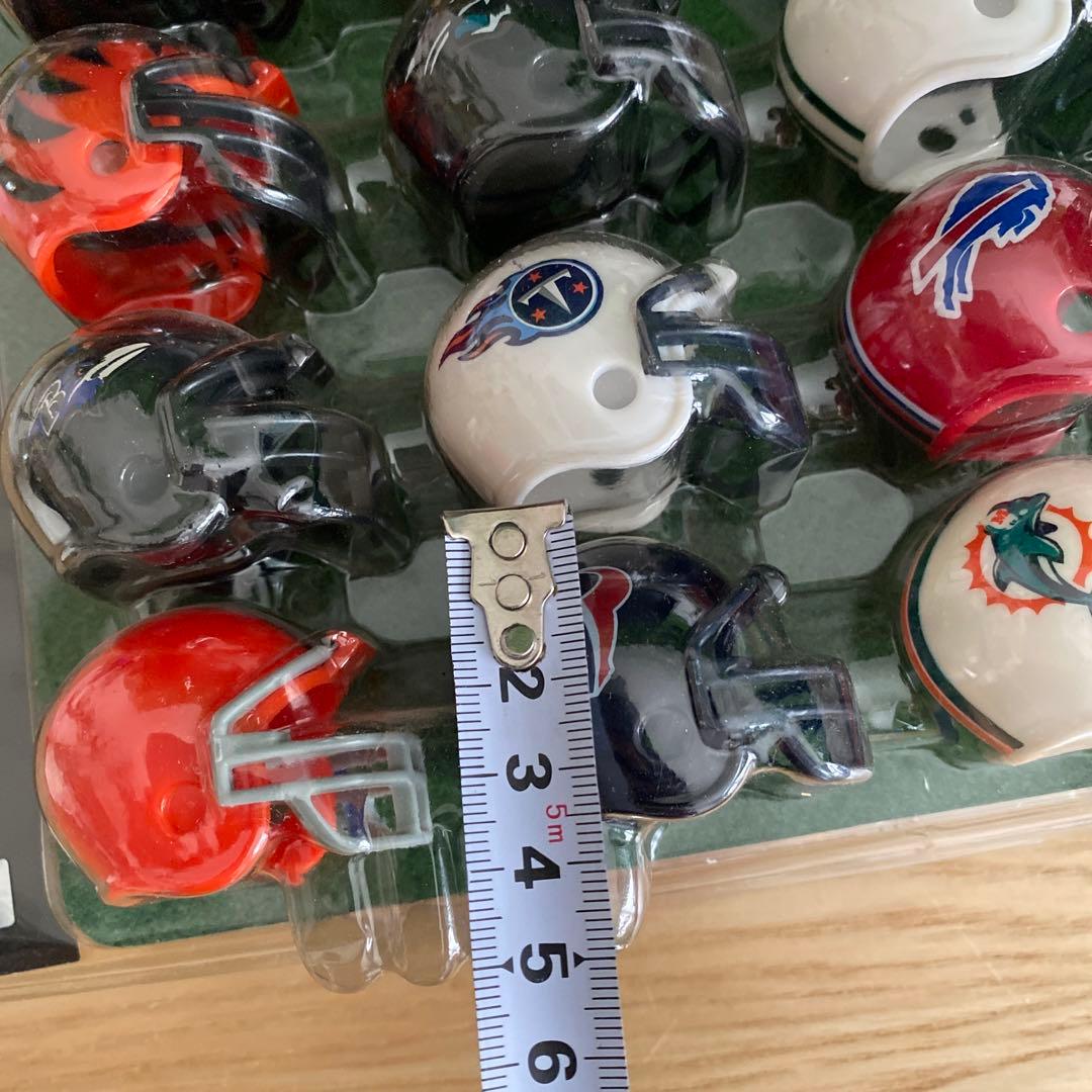 NFL HELMET TRACKER 32個セット