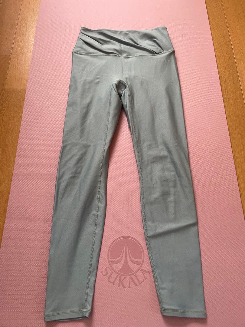 SUKALA タンクトップレギンスSサイズセット