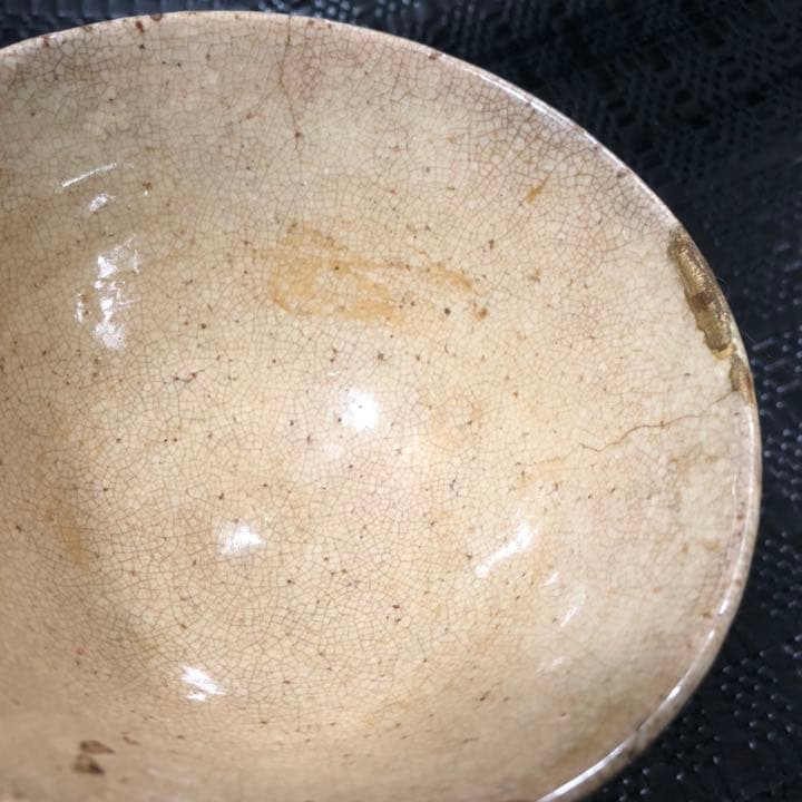 古美術品◼️かなり古そうな萩焼？の抹茶茶碗が蔵から出て来た。