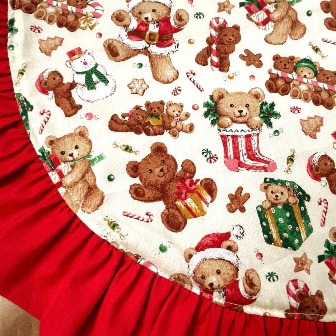 1223.カフェマットM56　赤クリスマス　リバーシブル　ハンドメイド　犬犬服