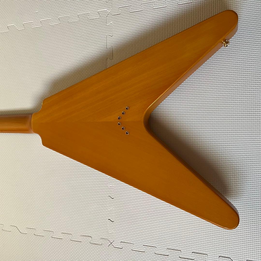 ギター Epiphone IGC 1958 Korina Flying V
