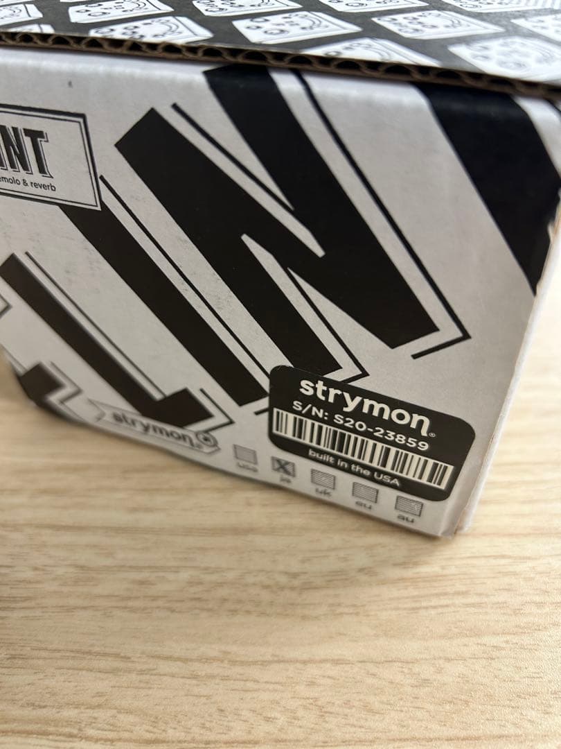Strymon FLINT トレモロ・リバーブ美品