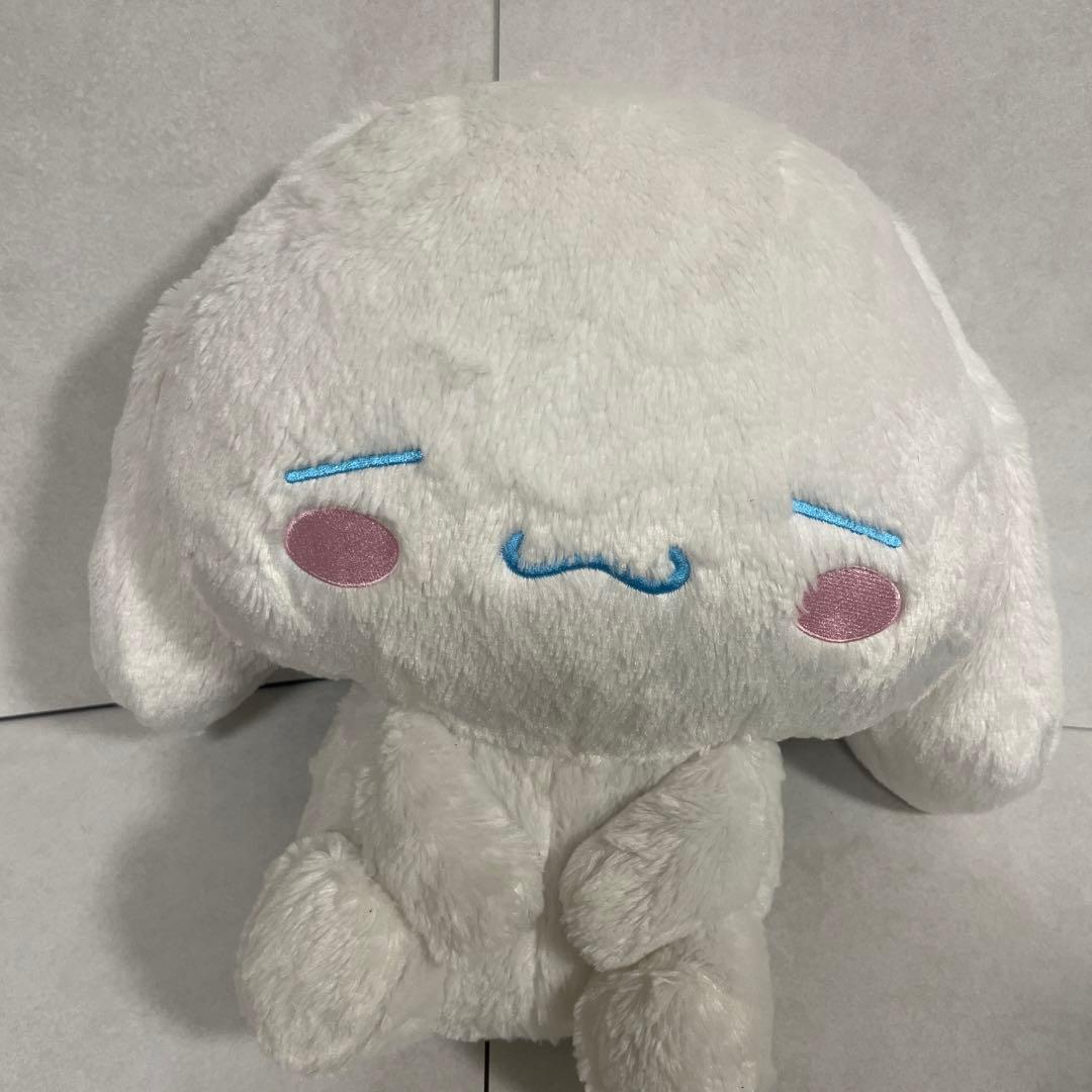 サンリオ　シナモンロール　ぬいぐるみ詰め合わせ