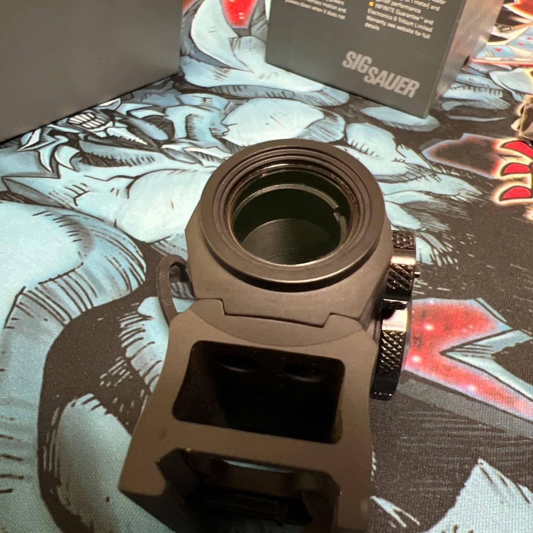実物SIG SAUER ROMEO5