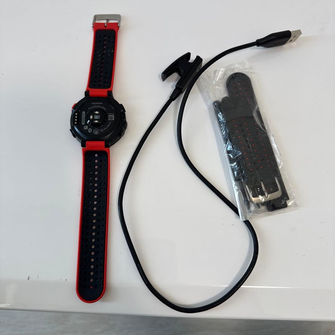 Garmin ForeAthlete 235J GPSウォッチ