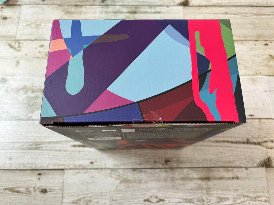 ベアブリック KAWS TENSION 100% & 400%