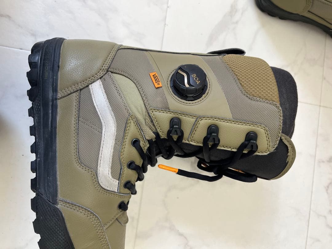 VANS INVADO PRO 27 バンズ スノーボードブーツ