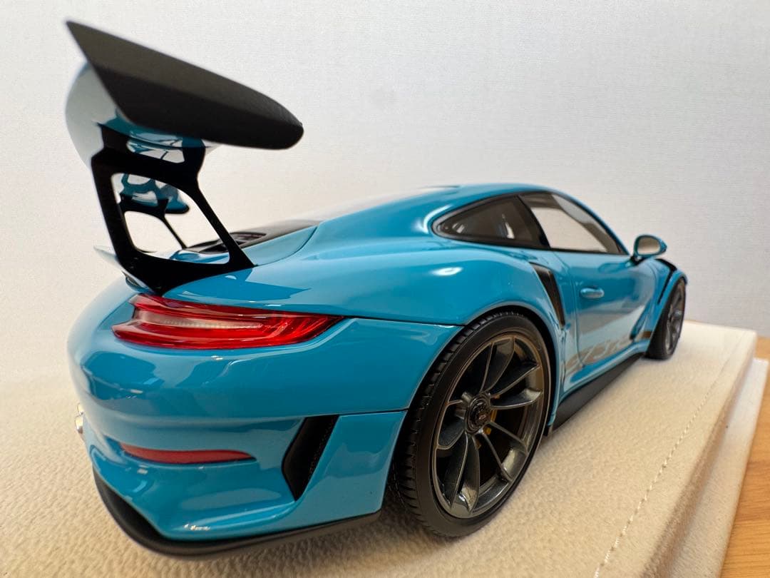 【EIDOLON】EML060B Porsche 911 GT3 RS 2018