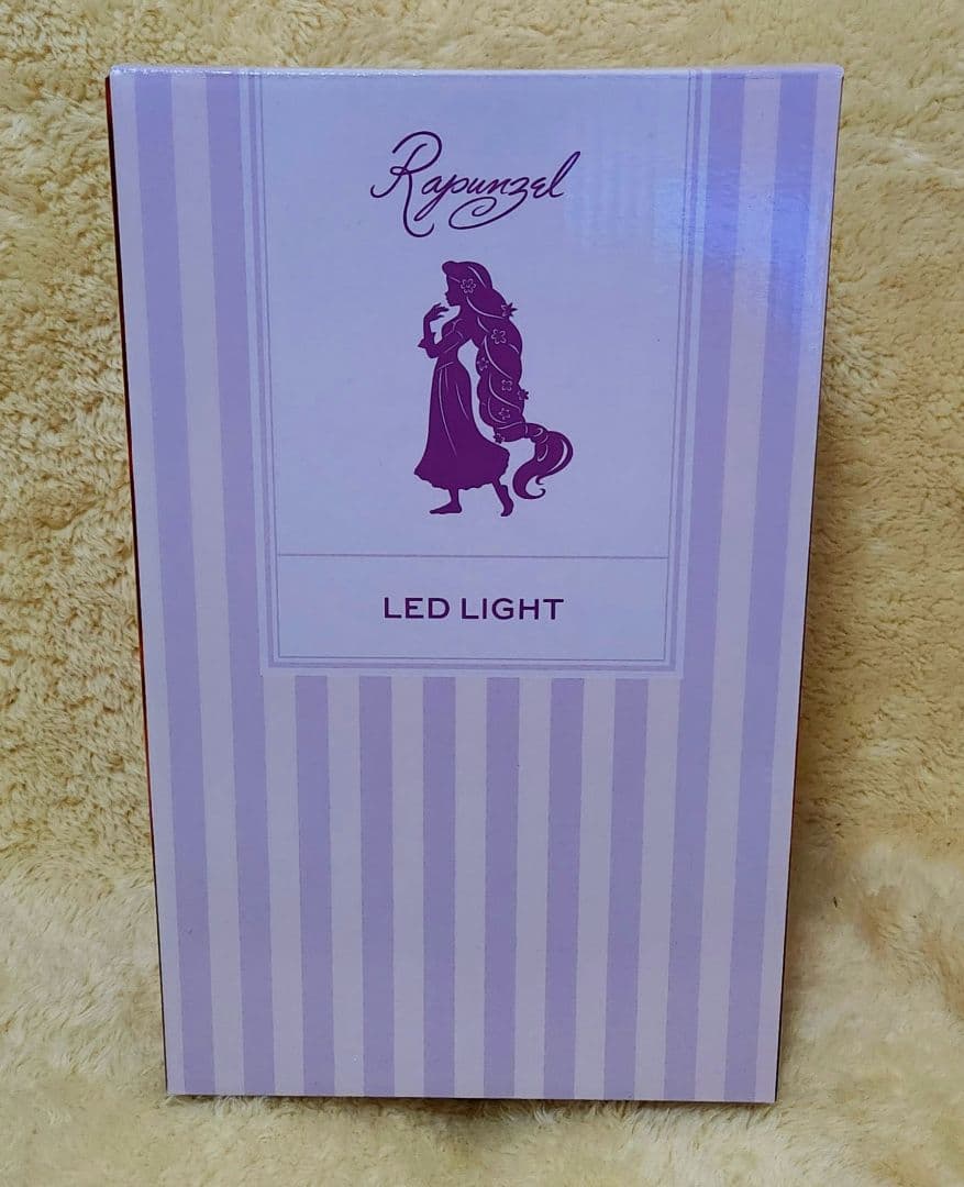ラプンツェル　LEDライト　ディズニーストア　パスカル