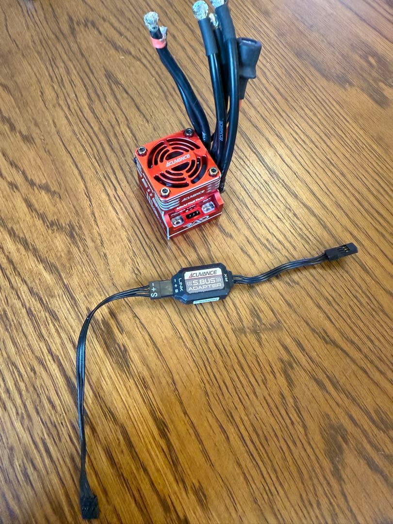 Acuance RAD ESC レッド