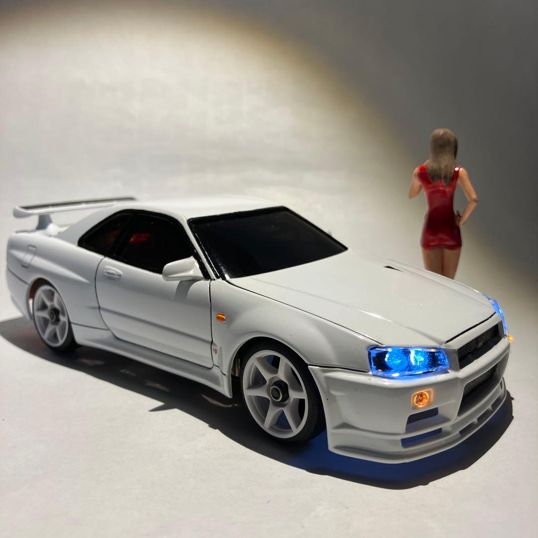 京商　ミニッツAWDボディ、マウント、ホイール、LED