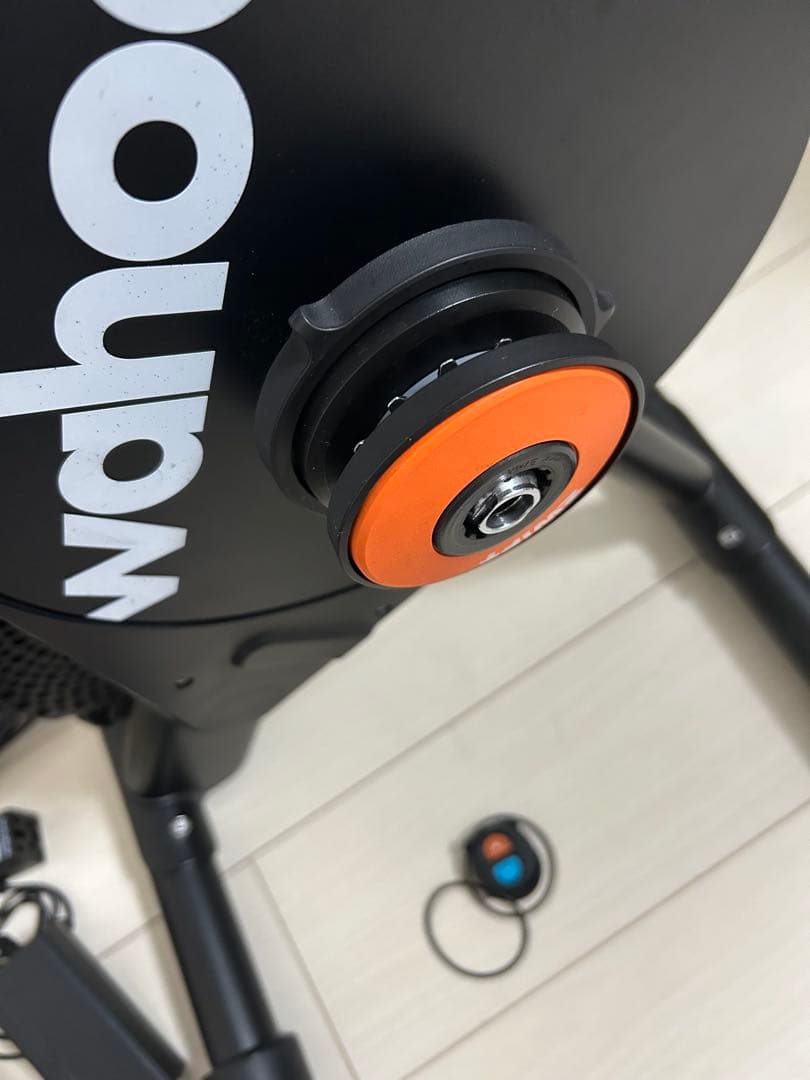３月までの出品 Wahoo KICKR CORE ズイフトコグ付き