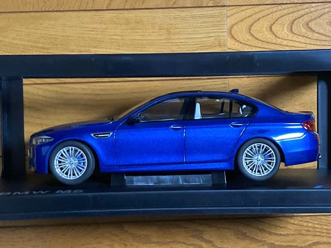  M5 モンテカルロブルーミニカー