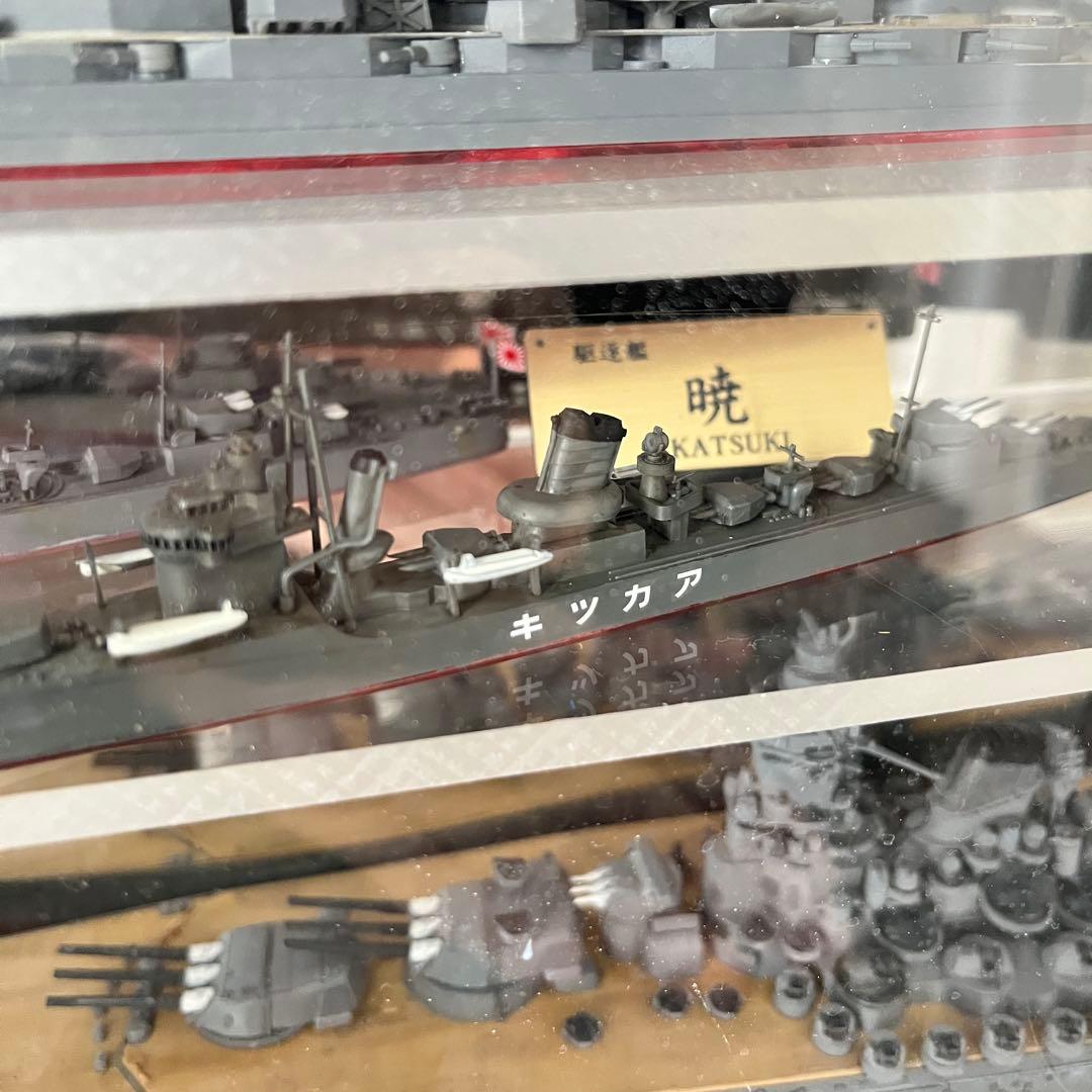 艦船模型完成品　木製ケース鏡付き