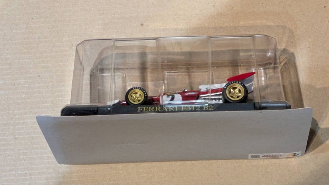 アシェット フェラーリコレクション32台(ミニカーは未開封)