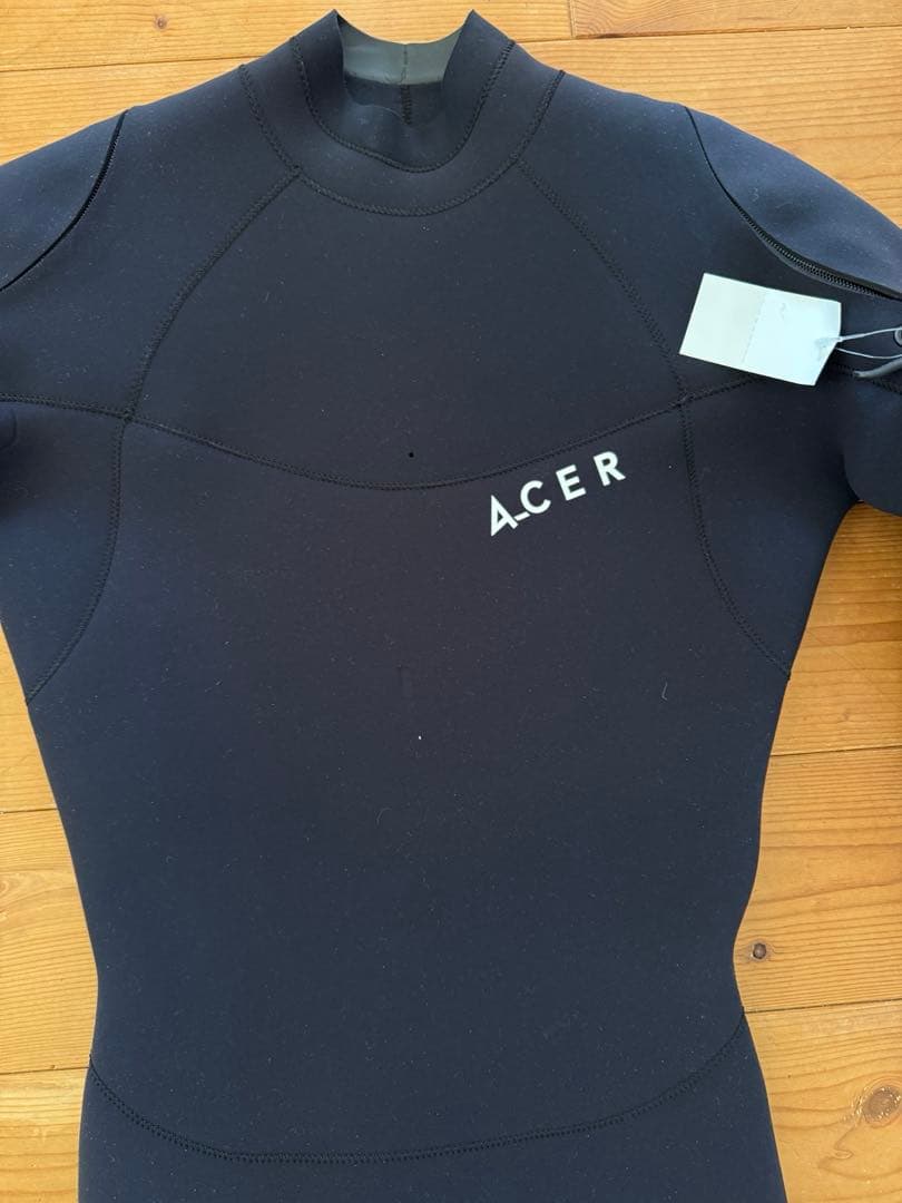 ACER ウェットスーツ　３ミリ　ジーフル　裏起毛