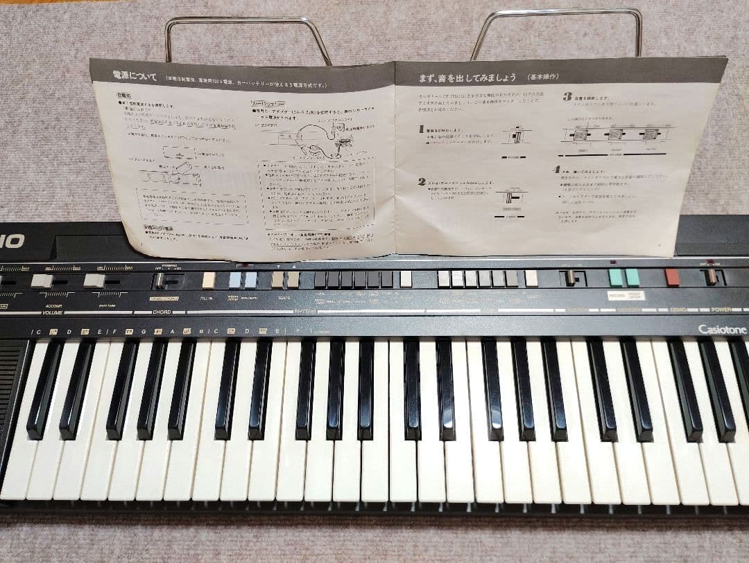CASIO カシオ　Casiotone CT-350　電子キーボード　専用箱なし