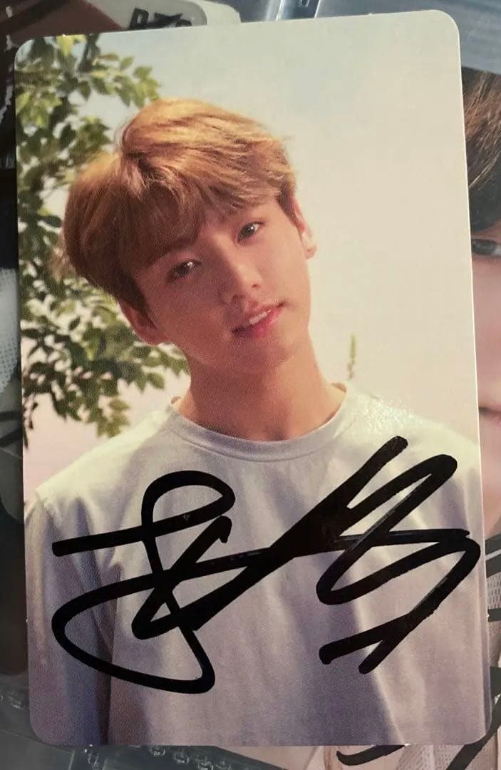 防弾少年団　サイン　直筆　グクサイントレカ付き