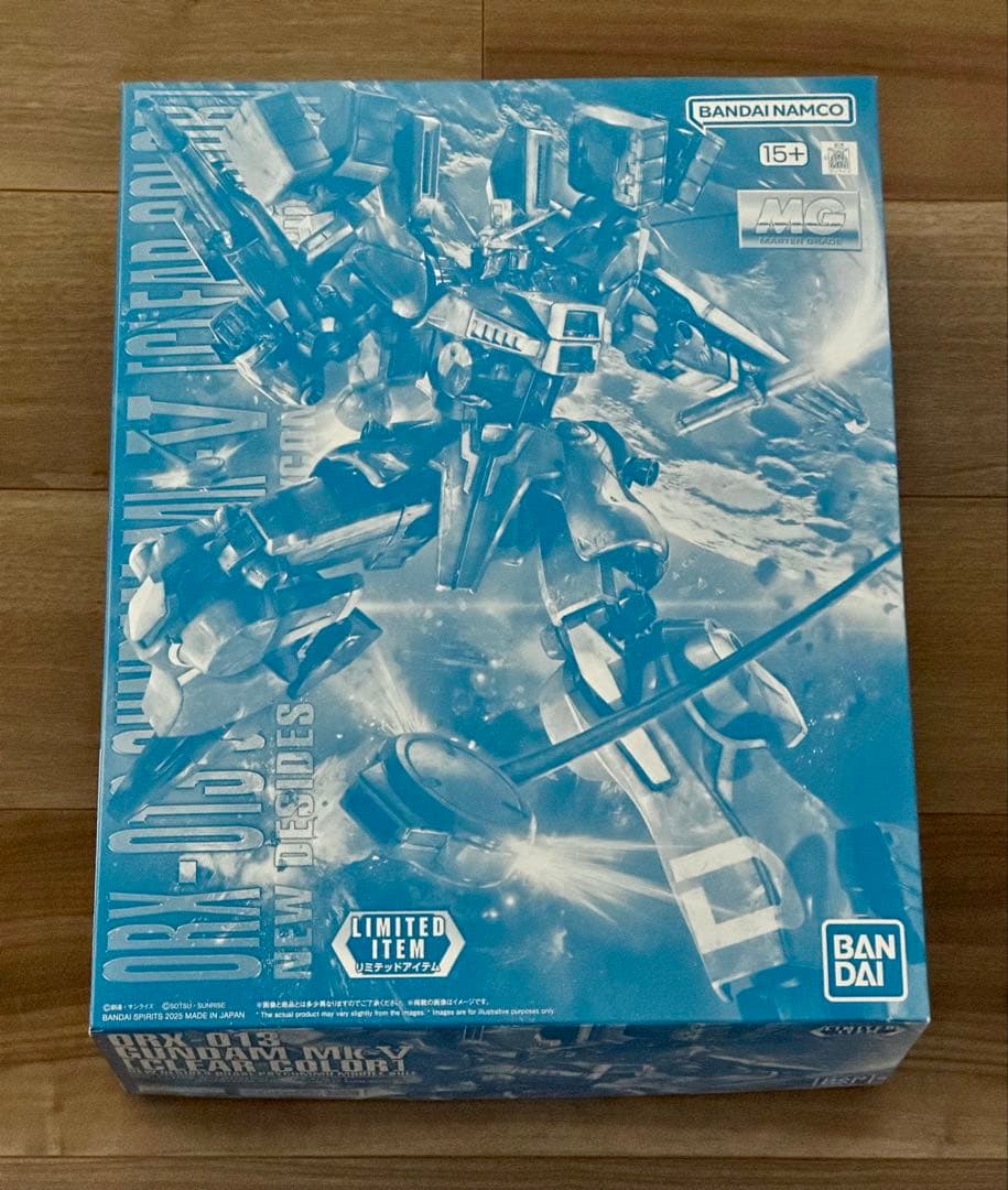【新品未開封】MG 1/100 ガンダムMk-V クリアカラー