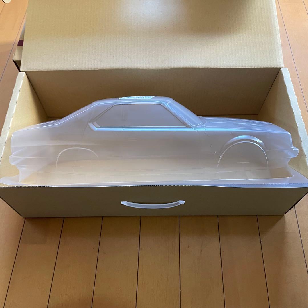 ニッサン•スカイラインHT2000GT（C210)ワークスオーバーフェンダー