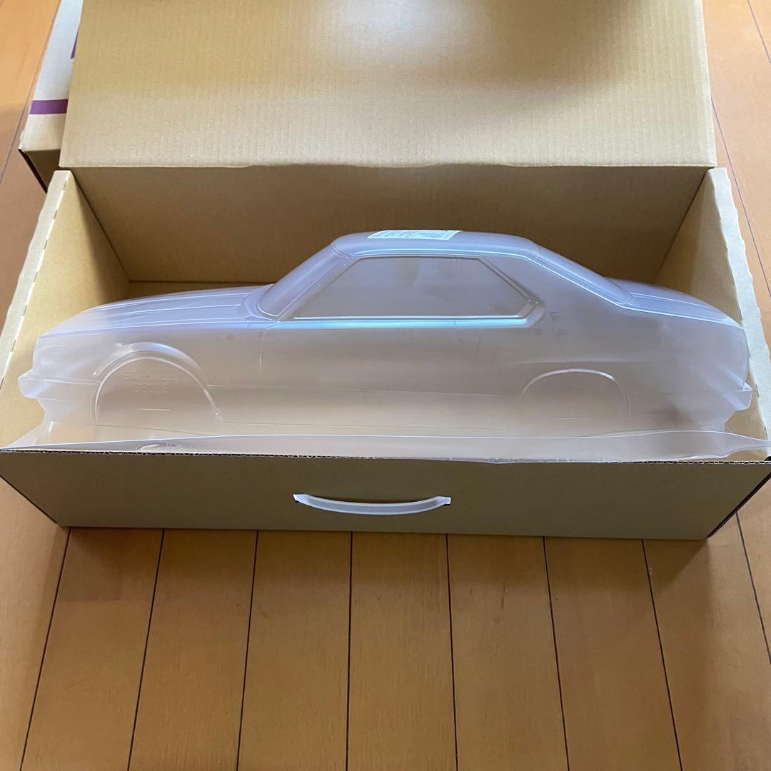 ニッサン•スカイラインHT2000GT（C210)ワークスオーバーフェンダー