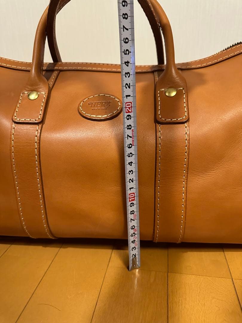 HERZファスナータイプ　ボストンバッグ　キャメル　Sサイズ