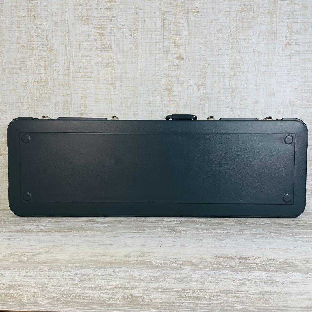 Music Man ミュージックマン　ベース用モールドハードケース　USA製