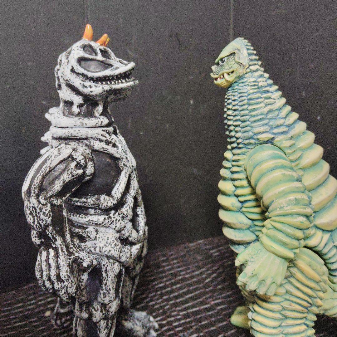 ウルトラ怪獣旧型ソフビシーボーズ.エレキング.レッドキング