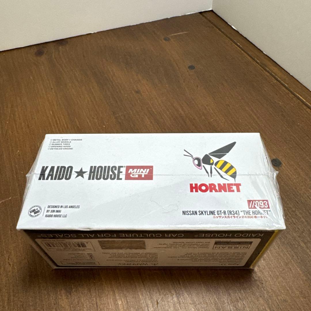 MiniGT 街道ハウス R34 The Hornet チェイス