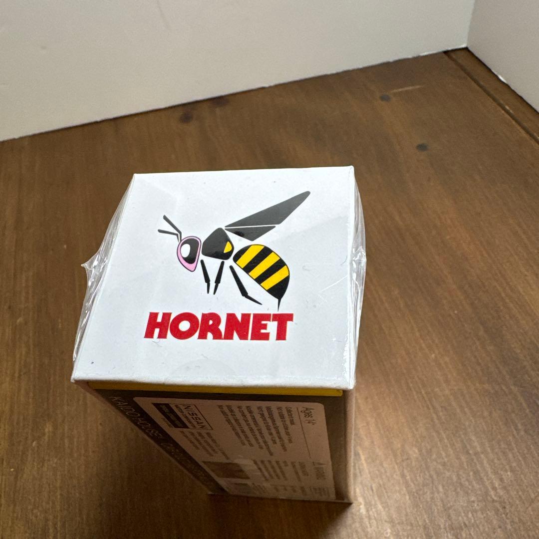 MiniGT 街道ハウス R34 The Hornet チェイス