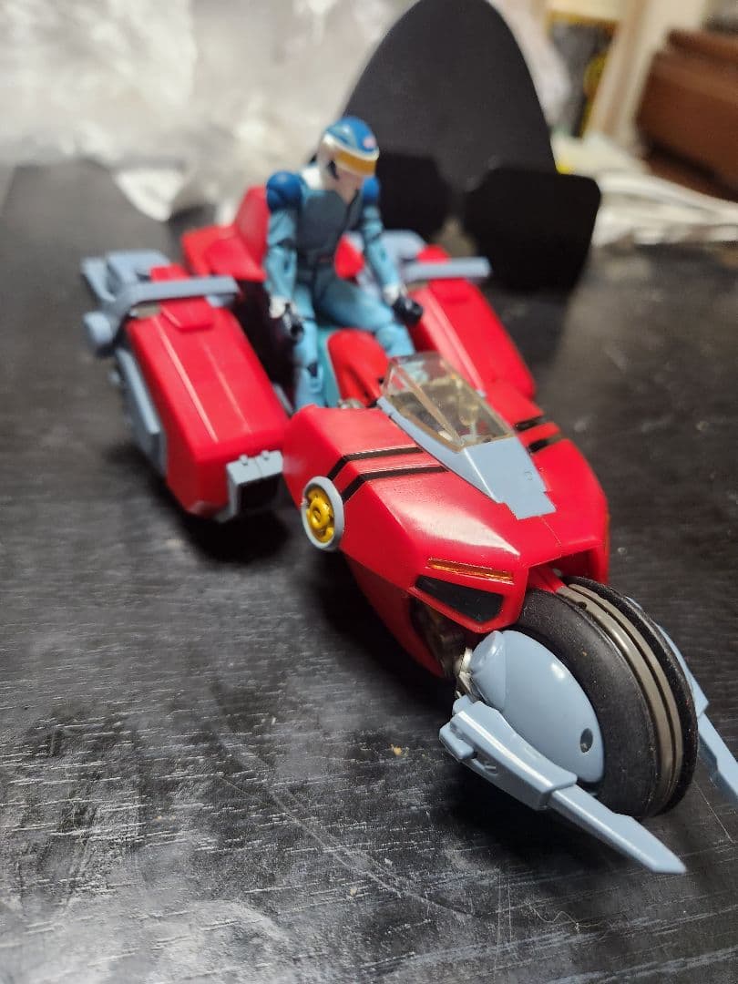 レア物　MEGAZONE23 III E=Xガーランド 1/20スケール