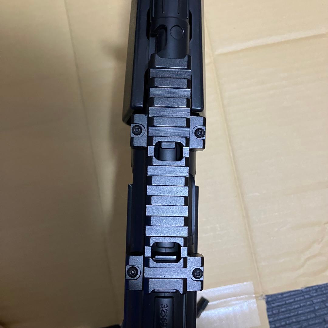 東京マルイ　MP5 電動エアガン バッテリー2個付き