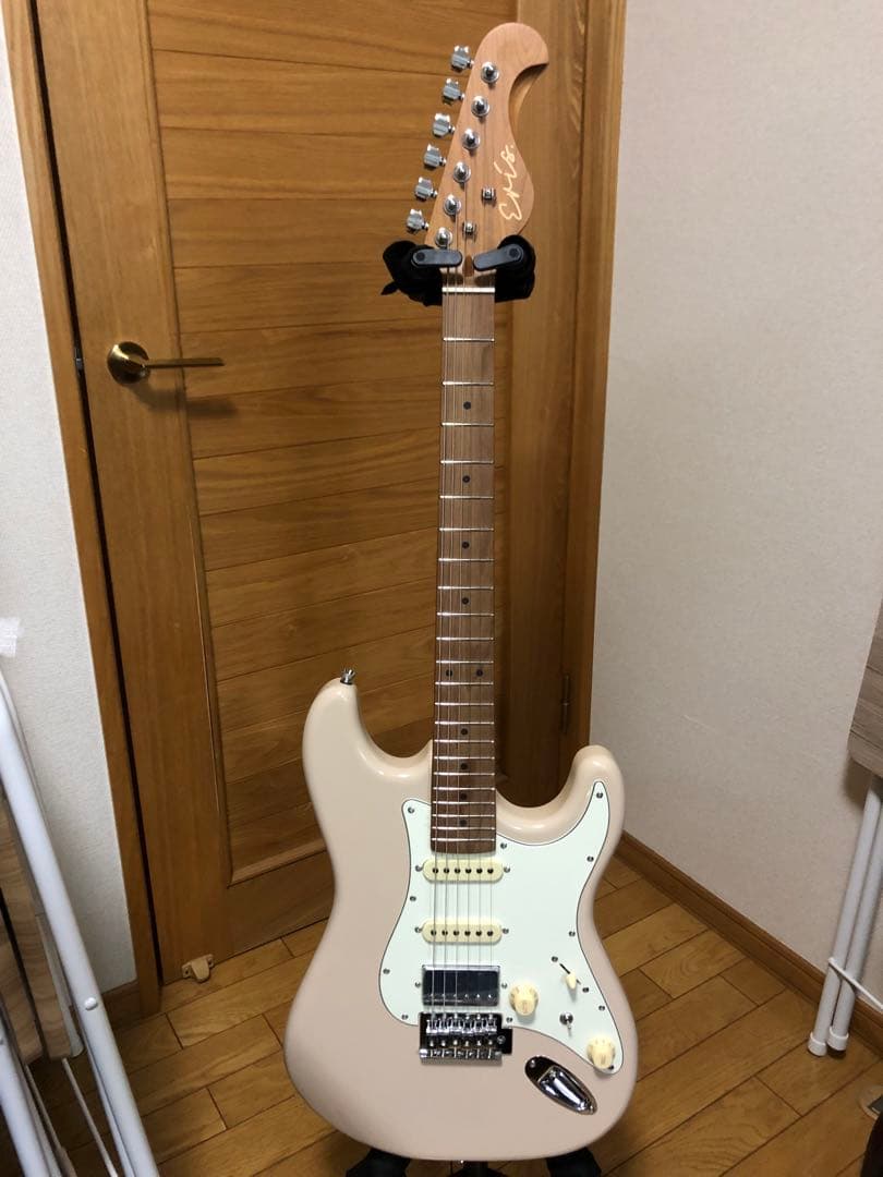Eris エレキギター モカ　新品同様