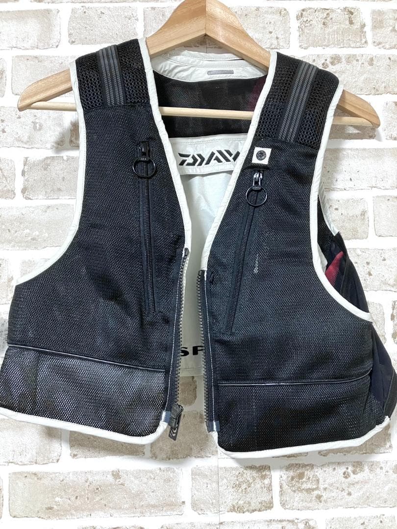 【24時間以内/早い者勝ち】ダイワ 鮎ベスト DV-1104 メンズ Mサイズ