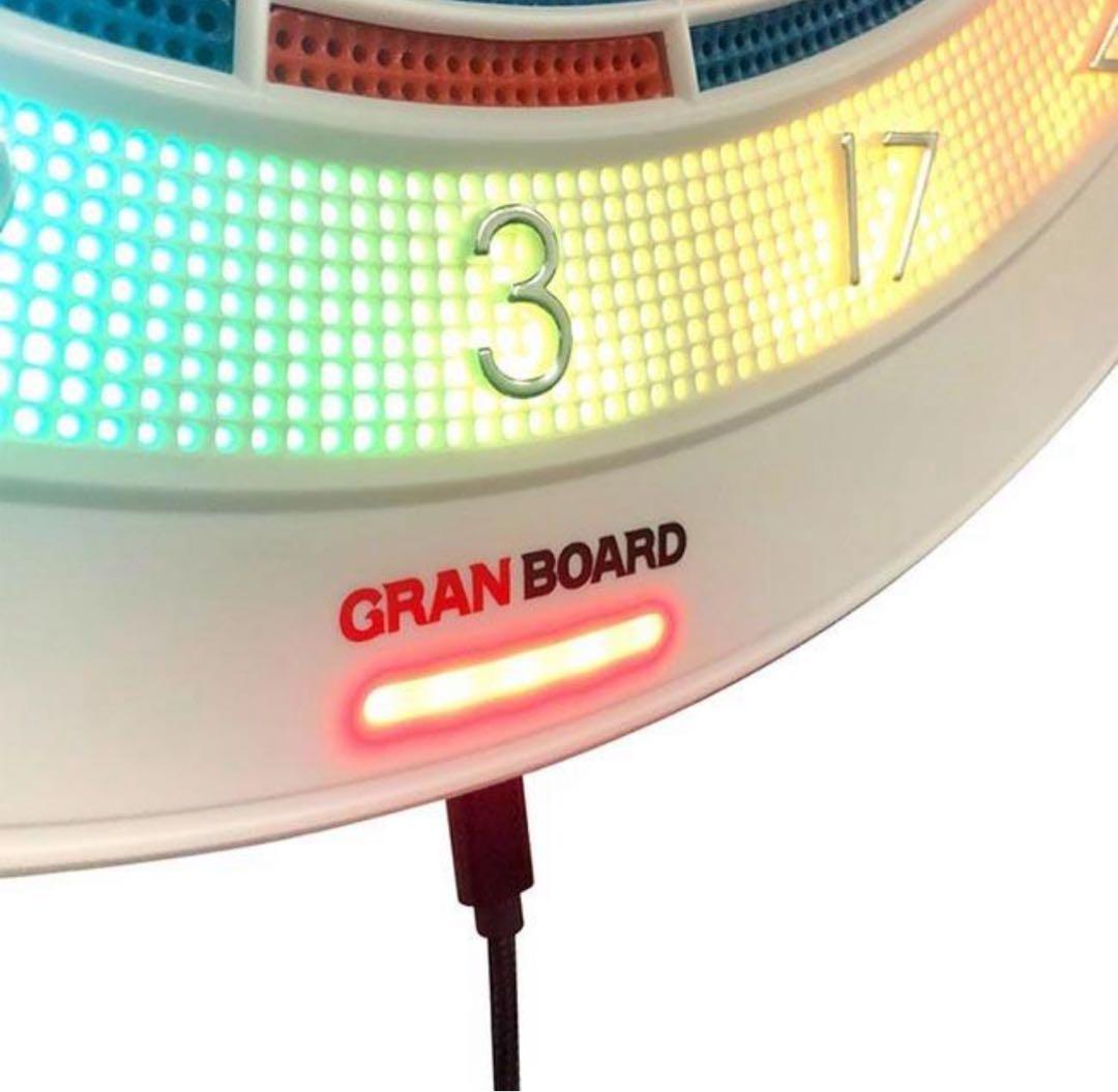 新品　グランボード132(GRAN BOARD132)ホワイト ダーツボード 白
