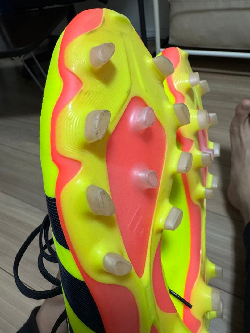 【26.5cm】プレデター 24 PRO HG/AG /土・人工芝用