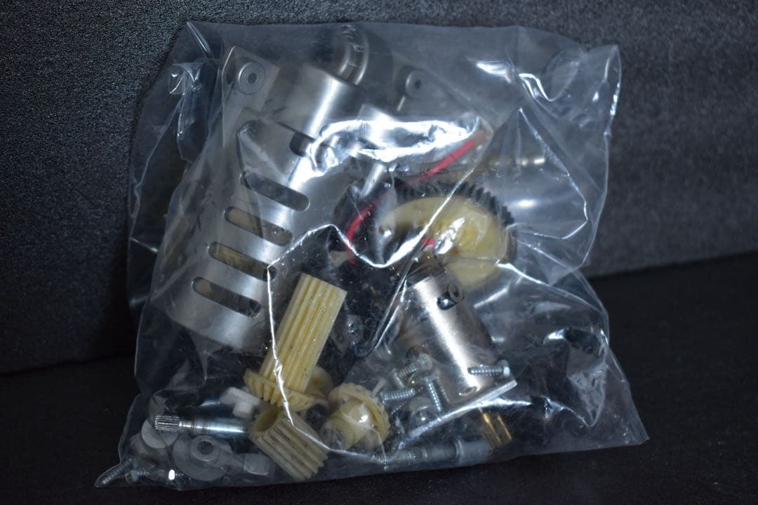1/10 タミヤ サンダーブリッツ 動作OK 4WD ラジコン 予備パーツ多数