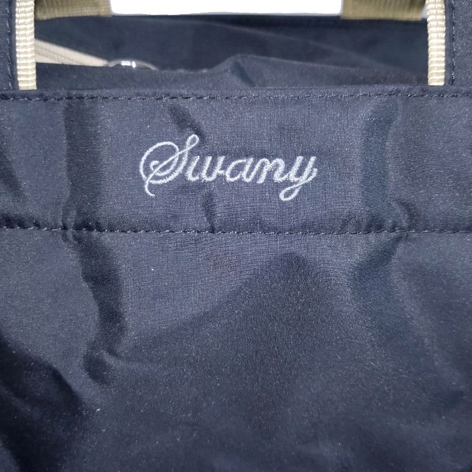 ✨未使用級✨SWANY　スワニー　座れるキャリーバッグ　機内持ち込み可　ブラック