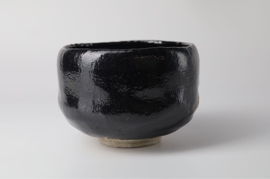 SMILE.TH 様　黒樂　数印　外富士　茶碗