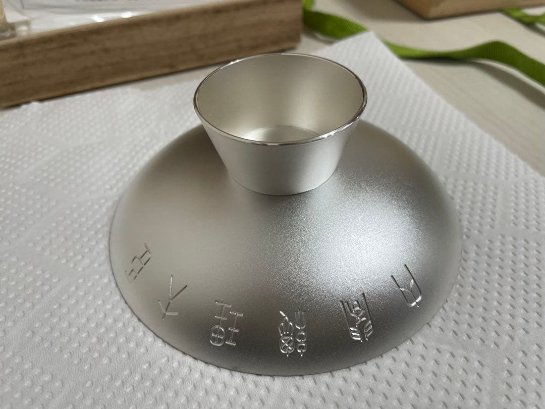 【⭐️うーたん⭐️】銀杯　内閣総理大臣　木箱付き　SILVER 10月末まで