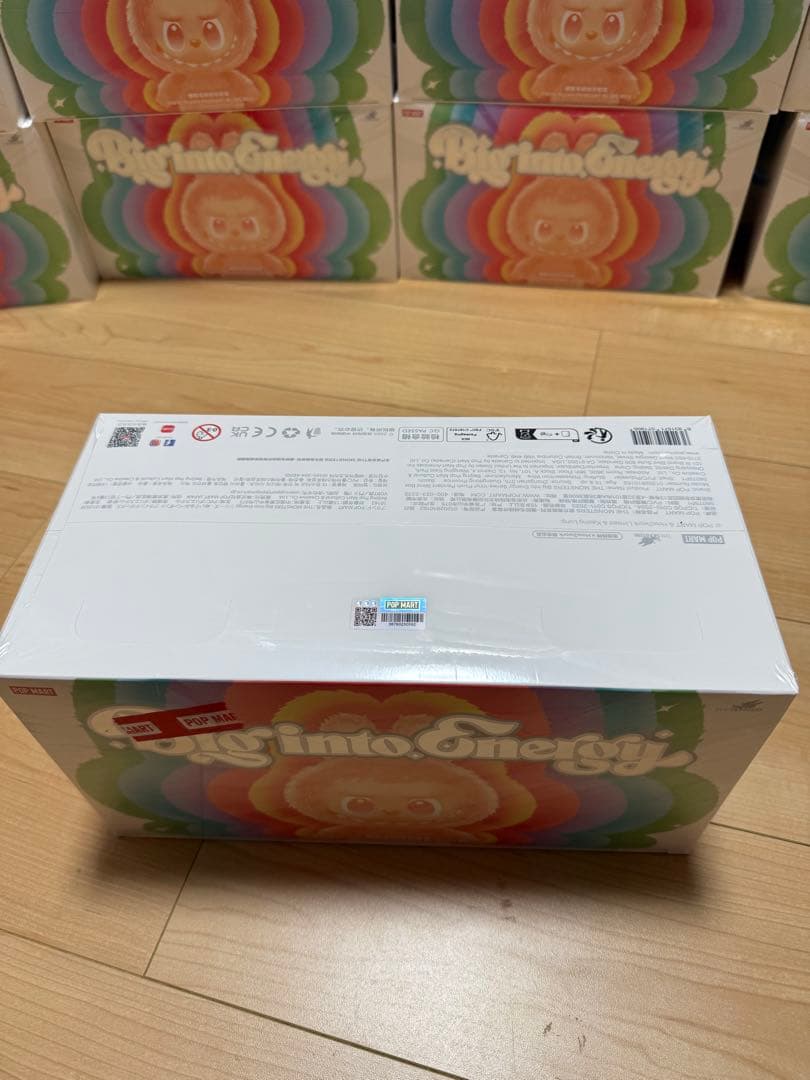 THE MONSTERS Big into Energy ぬいぐるみ　1箱