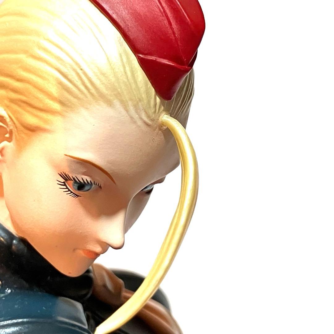 海洋堂 ストリートファイターZERO3 キャミィ 1/6 ブラック、ホワイト