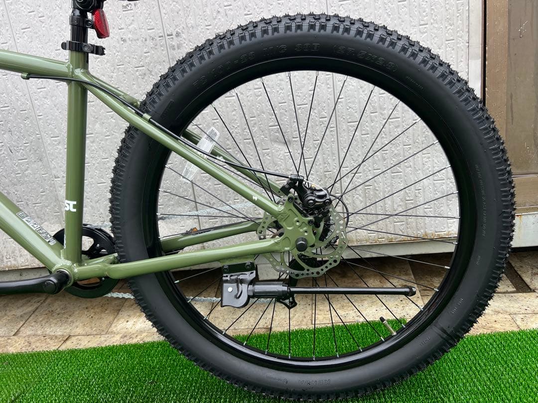 ST SALACHAR ファットバイク　27.5インチ 7変速