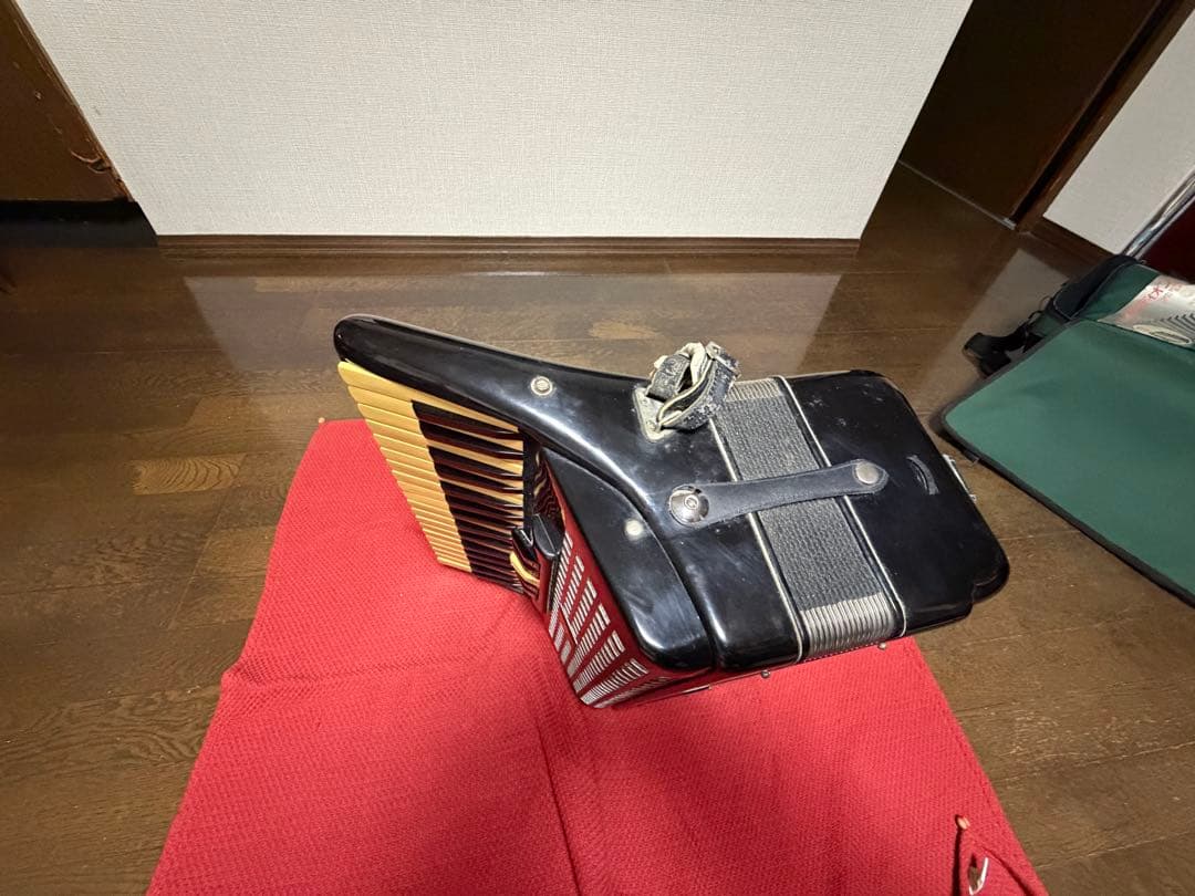 toscano アコーディオン